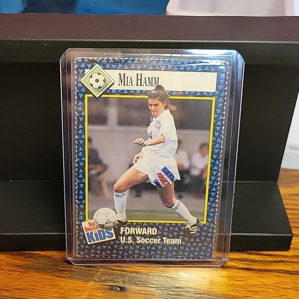 1992 Sports Illustrated for Kids Mia Hamm Rookie Card #71 - Picture 1 of 4